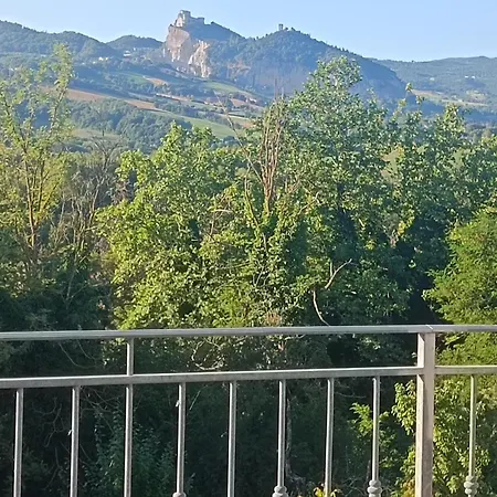 Nocleg ze śniadaniem B&B Villa Poggio Secchiano