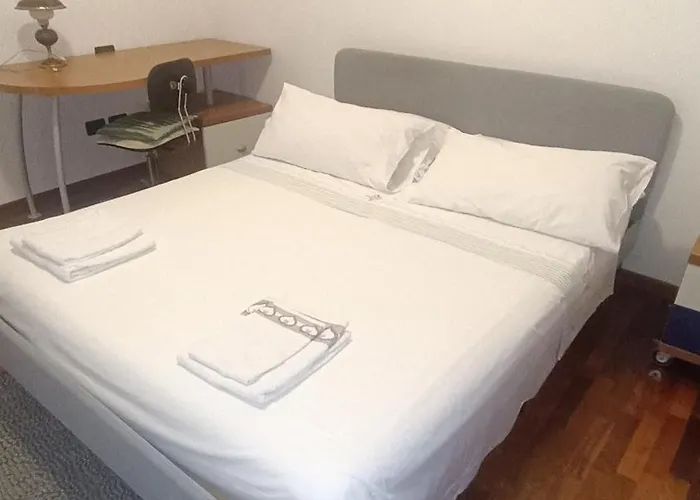 Nocleg ze śniadaniem B&B Villa Poggio *